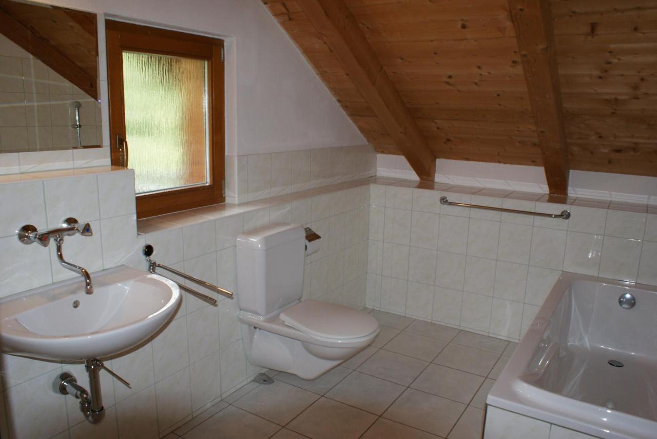Rustikale Und Grosszuegige Ferienwohnung 卡什佩尔斯凯霍里 外观 照片